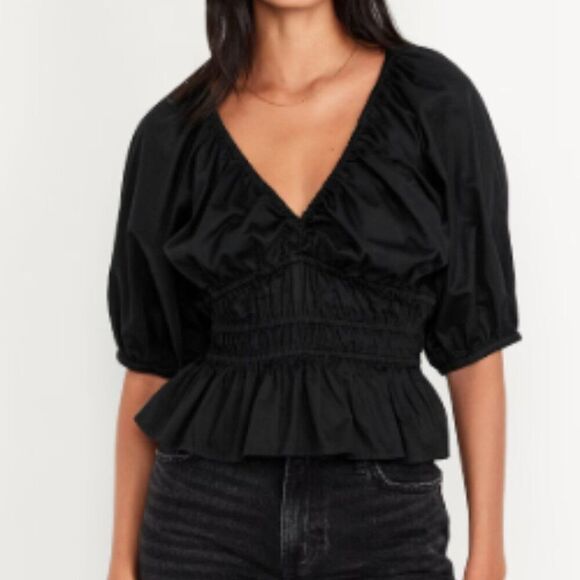 NWT Old Navy Smocked V-Neck Peplum Top M | Black Jack - Picture 1 of 3
